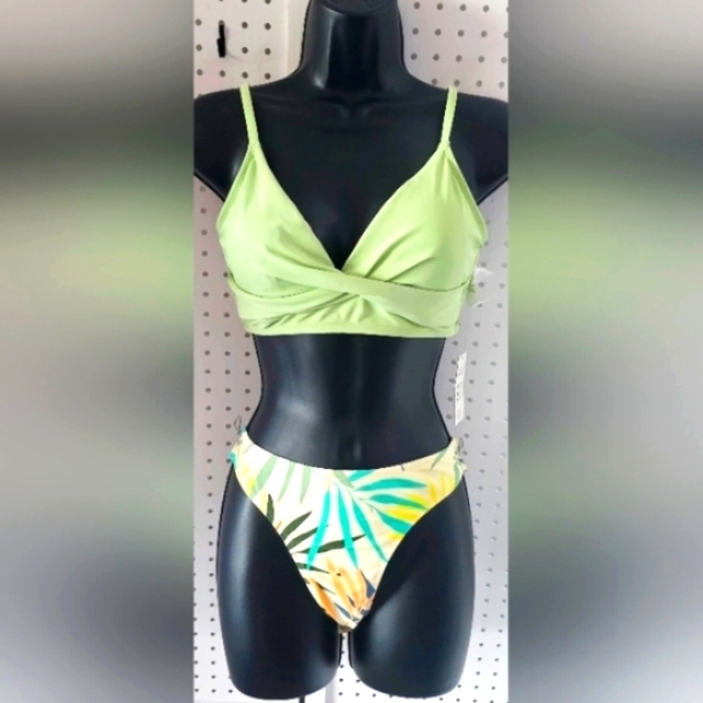 14.🆕Small Cupshe Bright Leafy Print Bottom & Mint Green TwistTop Bikini Set NWT